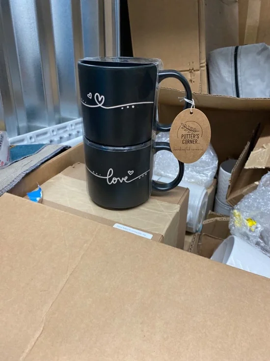 Potter's Corner Set of 2 Stackable Mugs Black Matte Love & Hearts NEW - Picture 2 of 3